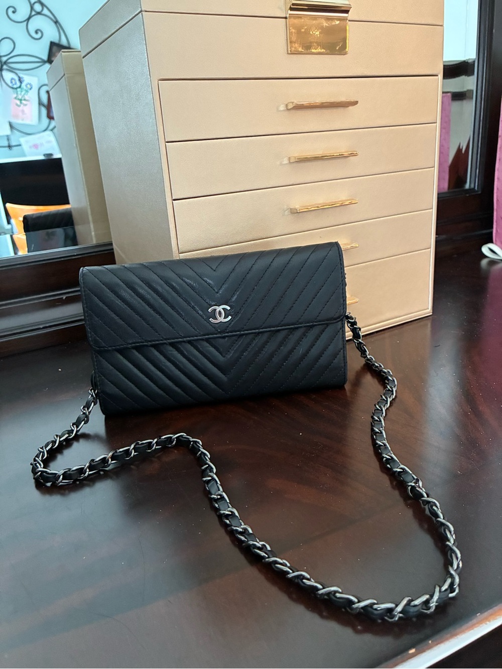CHANEL Black Chevron Quilted Leather Wallet with Silver-Tone CC